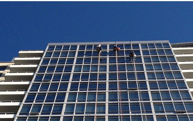Belltown Commercial Window Cleaning